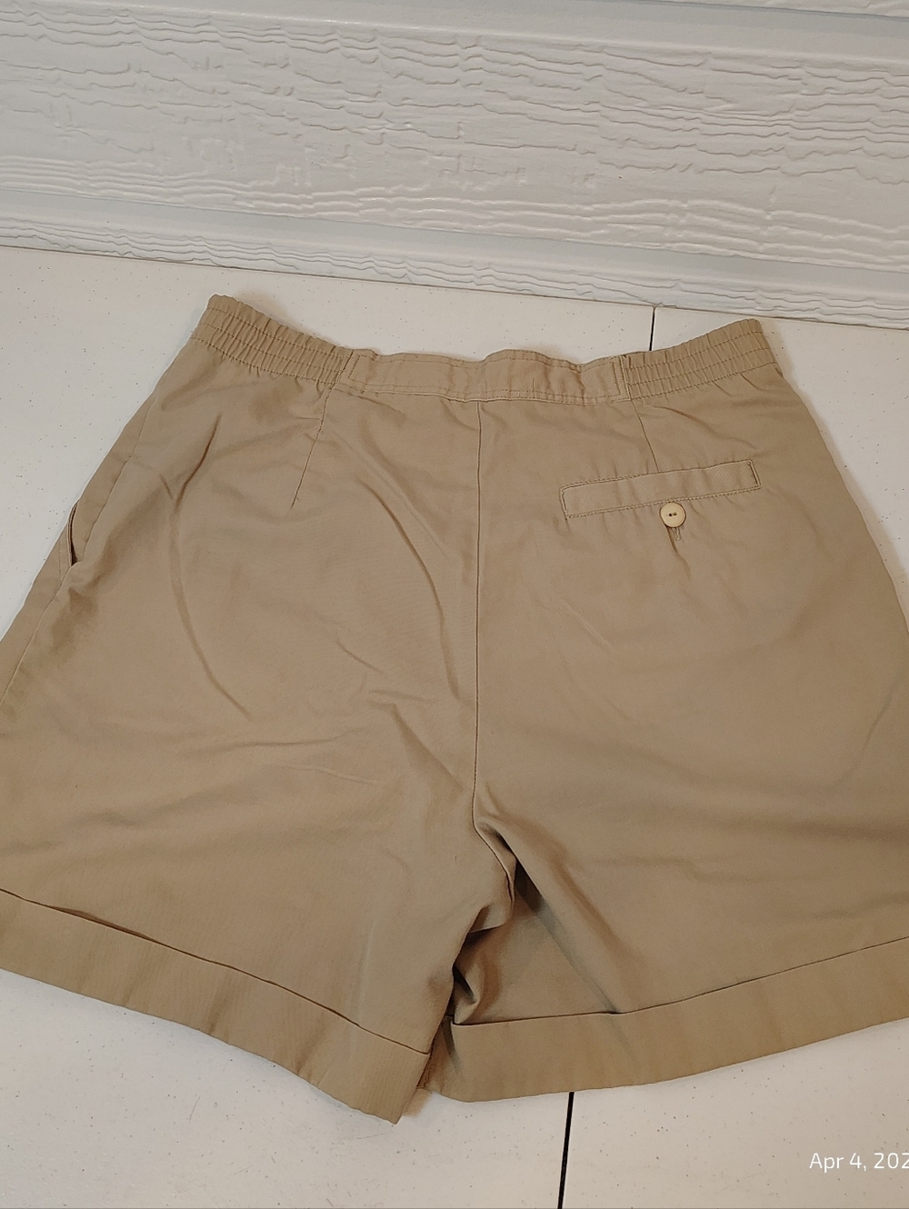 Vintage High Waist Khaki Shorts WOMENS SZ 10 PLEATED PREPPY ACADEMIA OLD MONEY - Picture 4 of 4